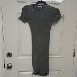 Amante Gray Ribbed Puff Sleeve Midi Dress